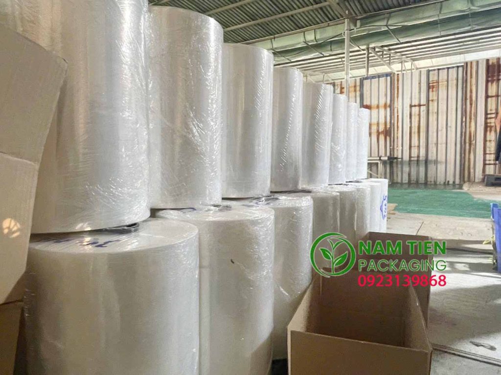 Công ty sản xuất màng PE quấn hàng tại TP HCM