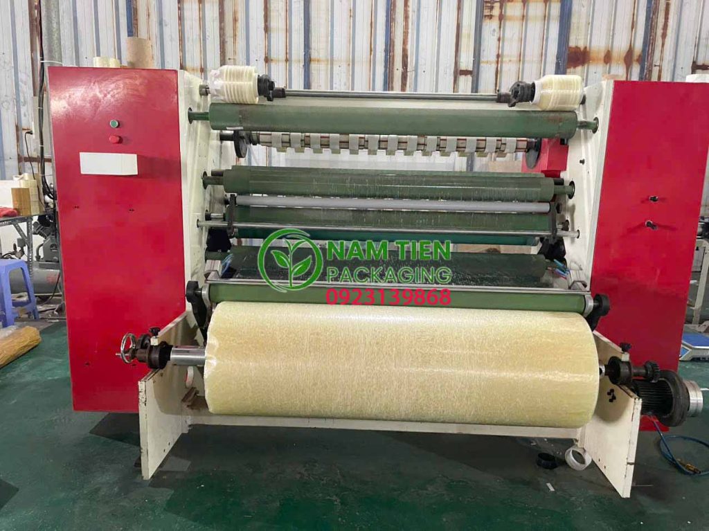 Băng keo trong 5cm giá rẻ với giá 6.300đ/cuộn