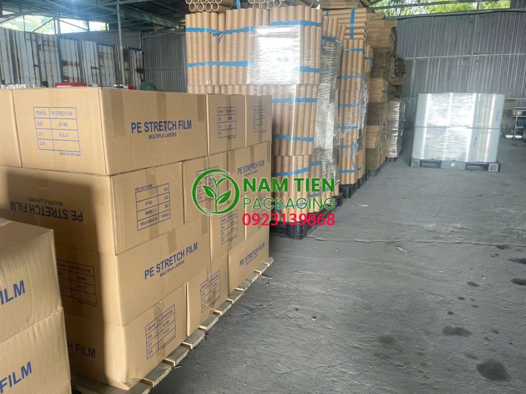 Màng PE quấn pallet nguyên sinh và tái sinh khác nhau gì