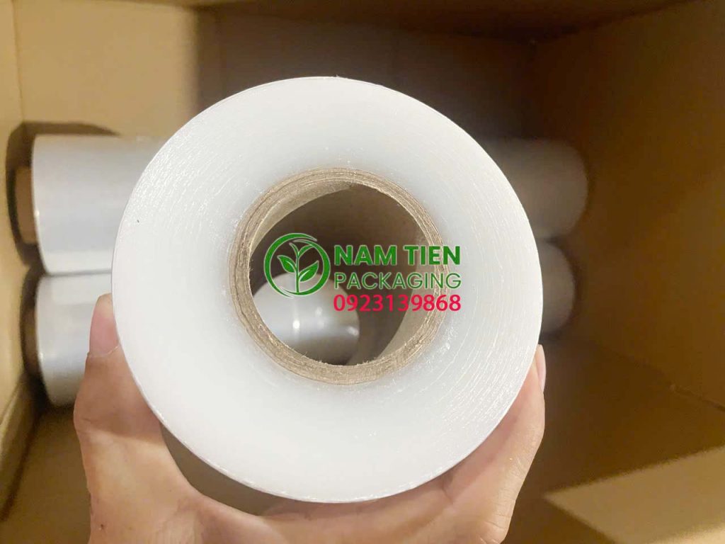 Báo giá màng PE quấn pallet tính theo kg hay mét