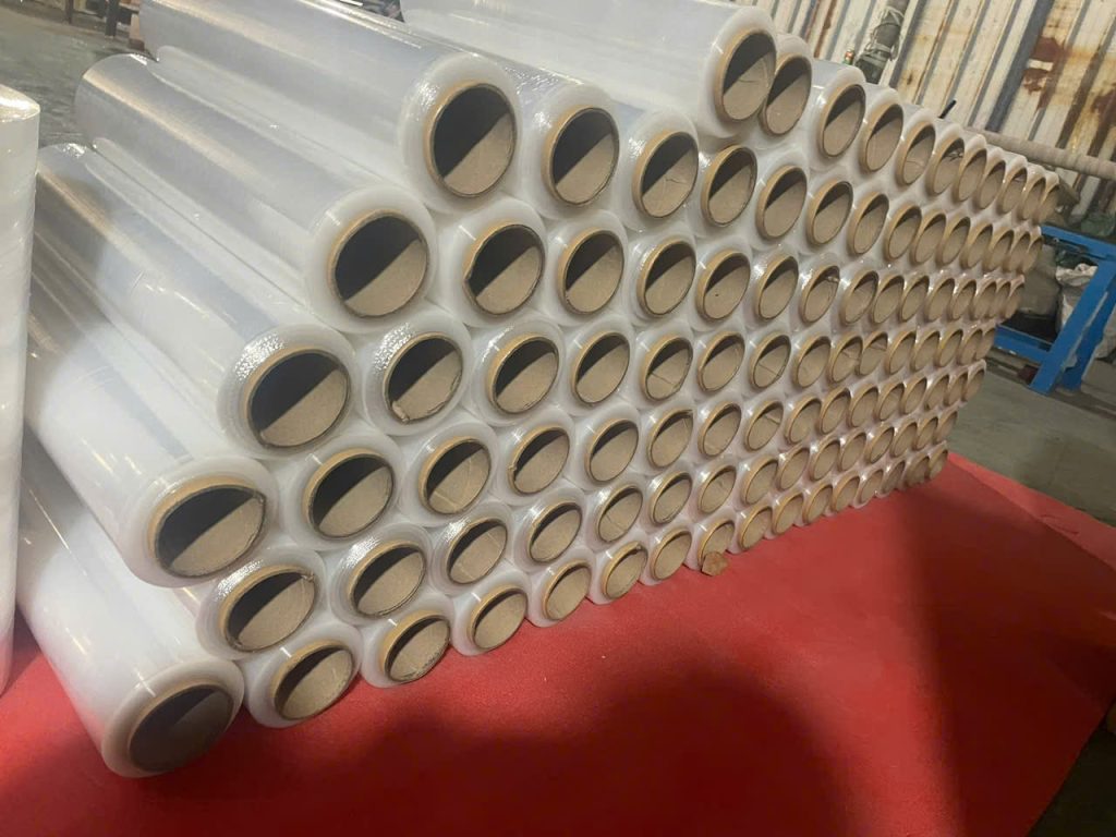 Báo giá màng PE quấn pallet tính theo kg hay mét